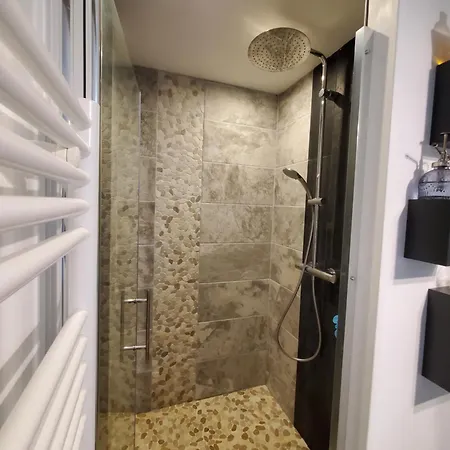 Au Moulin Du Miech לינה וארוחת בוקר